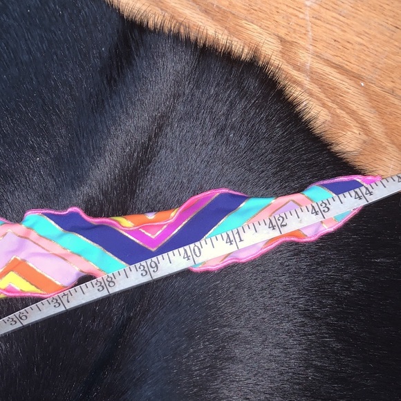 Victorias Secret Rainbow Zigzag Lettuce Hem Bikini, Medium top, small bottom - Picture 12 of 14